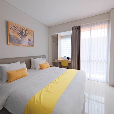 S101 Hotels Семаранг Экстерьер фото