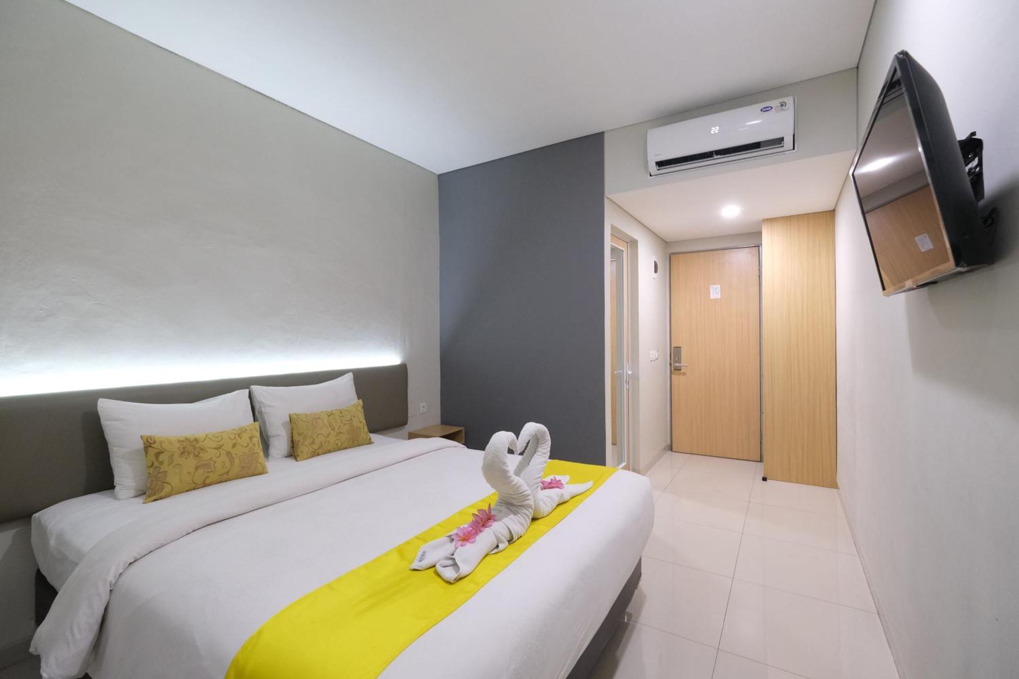 S101 Hotels Семаранг Экстерьер фото